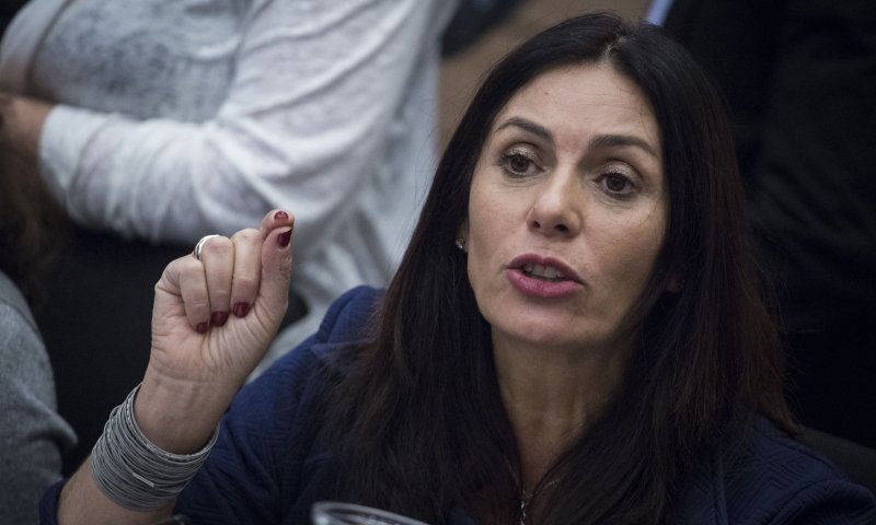 רגב: "מעולם לא נהגו כך בנשות ראשי ממשלה"