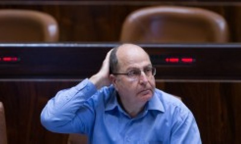 קריאות בליכוד: לפטר את יעלון ולמנות את ליברמן