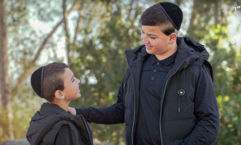 האחים צרפתי בסינגל חדש ומרגש: "אתם זה לנצח"