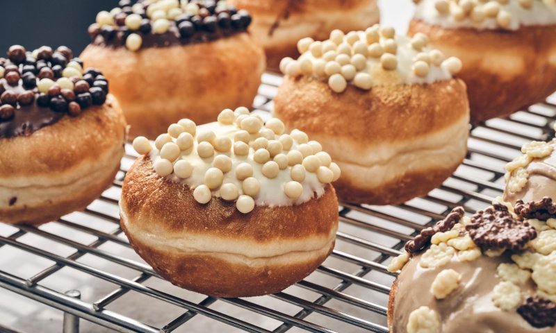 להיט: כך תכינו סופגניות מושקעות בעצמכם