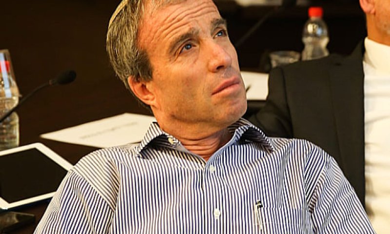 ביזיון: שטרן קרא לרב שמואל אליהו 'שמוליק'