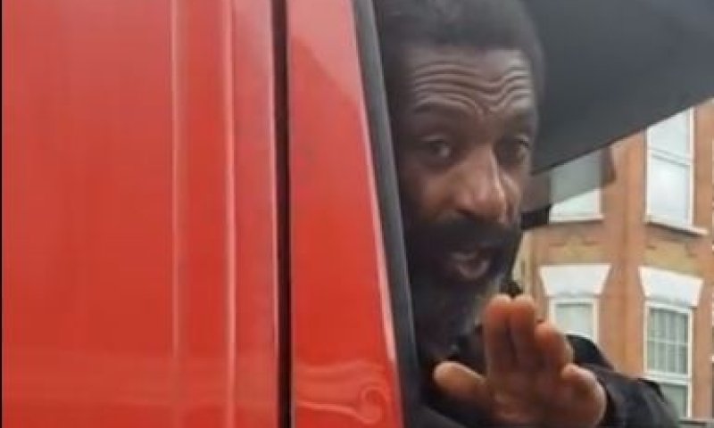 אנטישמיות בלונדון: נהג משאית תקף אדם חרדי