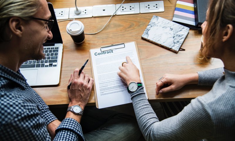 מה כדאי לבדוק לפני שבוחרים שותף עסקי?