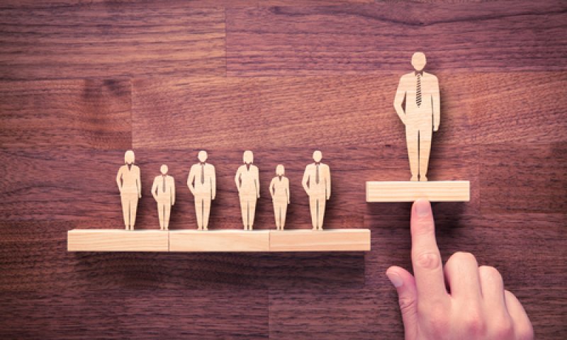 מי ראוי להנהיג את עם ישראל?