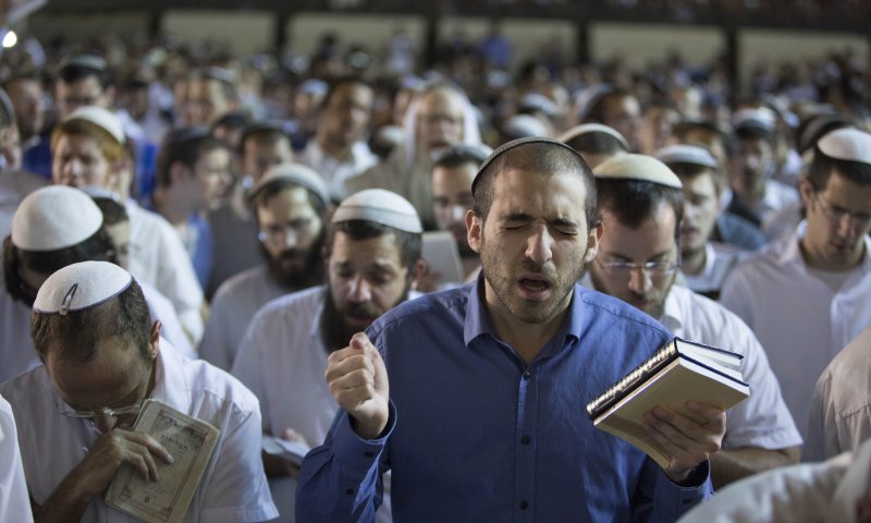 האם זהו מעמד הסליחות הגדול בעולם? צפו