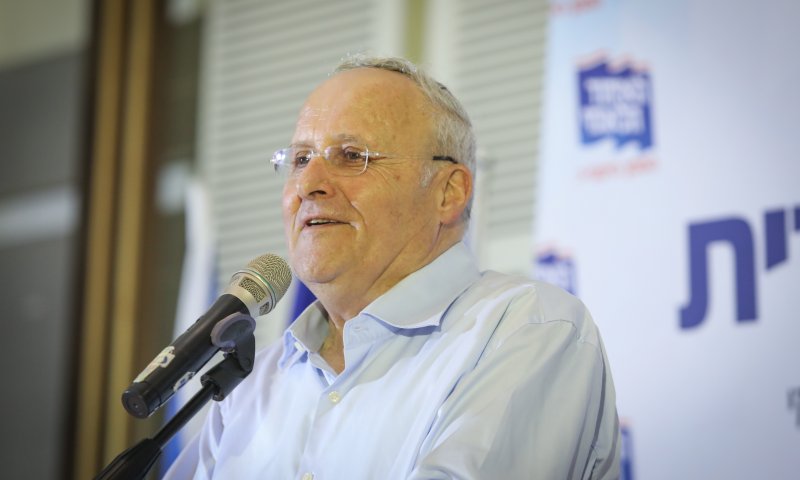 לרגל הגיעו לגבורות: 10 דברים שלא ידעתם על זבולון אורלב