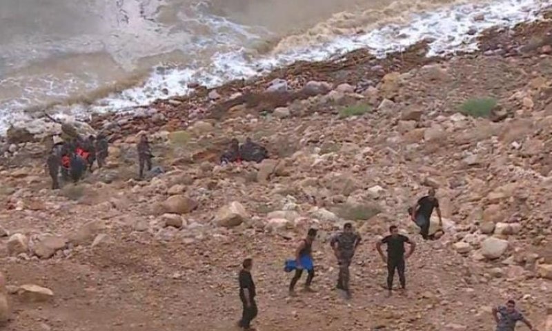 17 ילדים ירדנים נהרגו בשטפון; צה"ל מסייע בחילוץ
