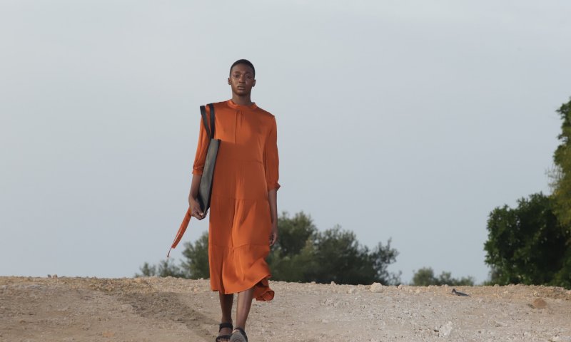 התצוגה הצנועה והכה מתאימה לפסח של רונן חן