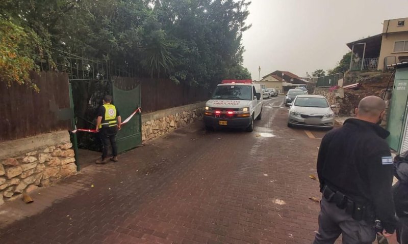 רצח בנשר: עורך דין כבן 70 נדקר בפתח ביתו
