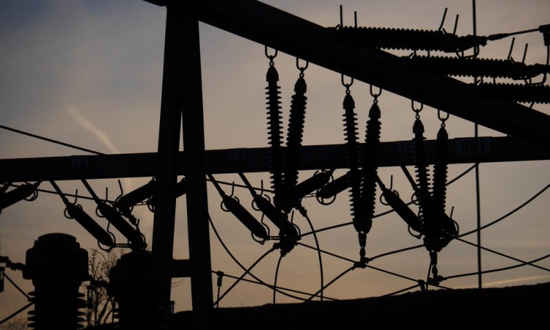 הבהלה לגנרטור: הישראלים נערכים ל"תרחיש עלטה"