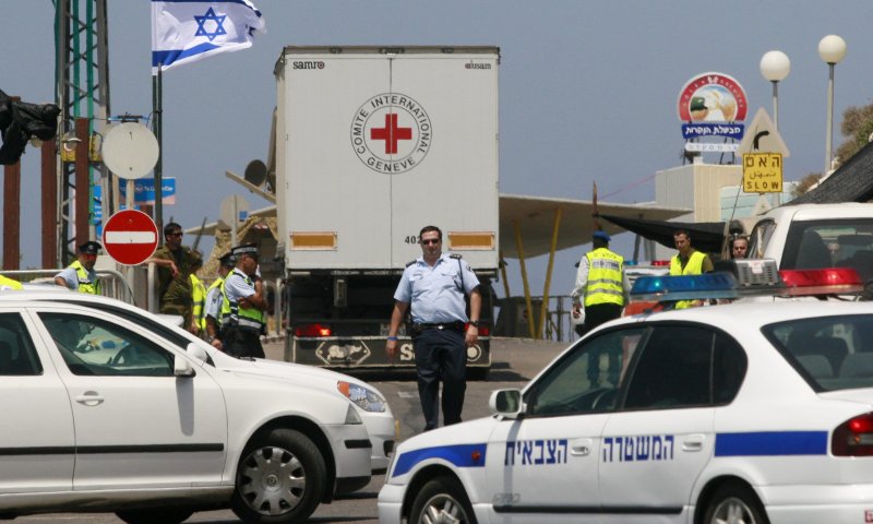 מתרגשים ומחכים: החטופים הועברו לידי צה"ל