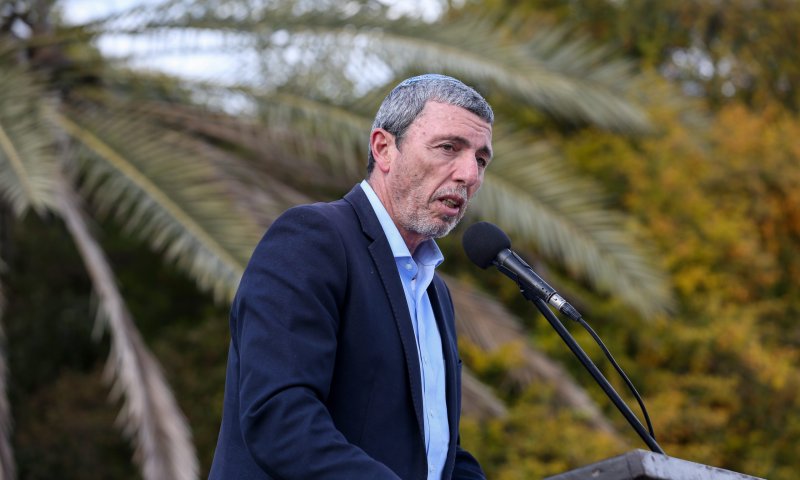 השר פרץ: שמדינת ישראל תשכיל לא ללכת ללגליזציה