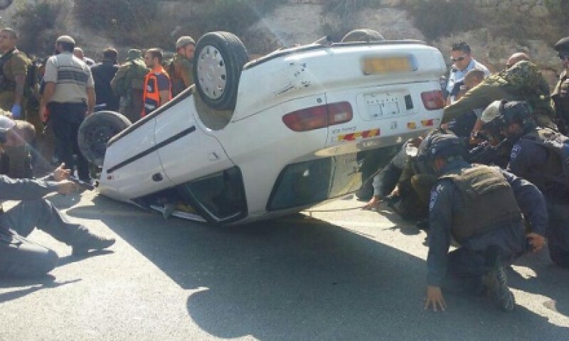 חייל צה"ל נפגע בפיגוע דריסה ליד חברון