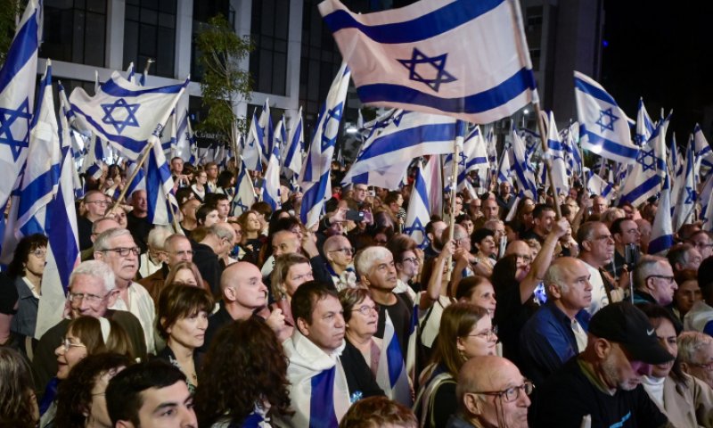 סקר חדש מגלה: כמה שווה מפלגה של ראשי המחאה?