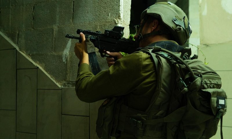 שובר גלים: הפצצות בעזה &ndash; מעצר מבוקשים ביו"ש