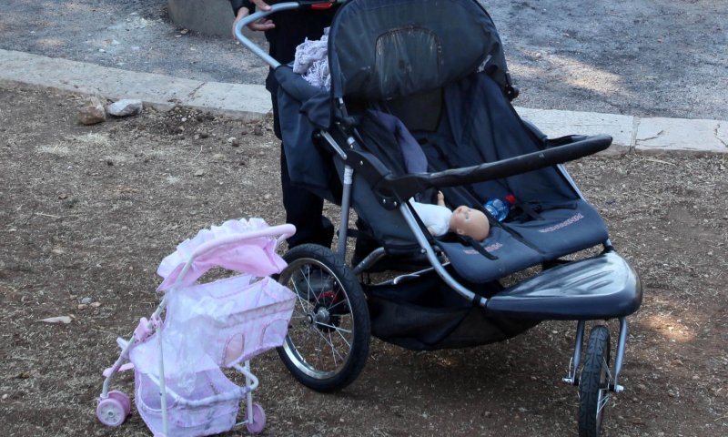 תינוקת בת 8 חודשים נפטרה אצל המטפלת בבית שמש