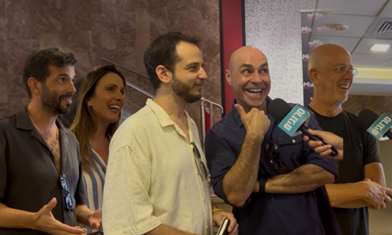 שחקני התיאטרון החדש toMix מספרים עם מי הכי אהבו לשחק