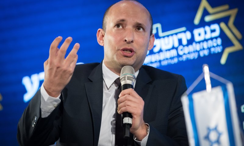 בנט על הרב אבינר: "אמירות שגורמות לחילול השם"