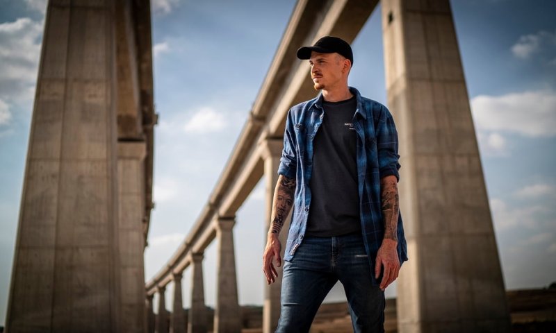 אחרי הכוכב הבא: רביב כנר חוזר לעוד סדרה מצליחה