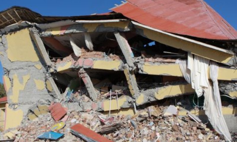 בת הרבש"צ שנהרג בצוק איתן איבדה קשר בנפאל