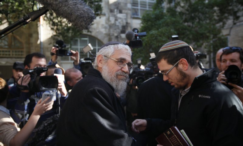 בנו של הרב מוטי אלון: "מאוד קשה לנו"