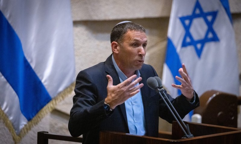 כהנא לליברמן: "עם ישראל קיים בזכות לומדי התורה"