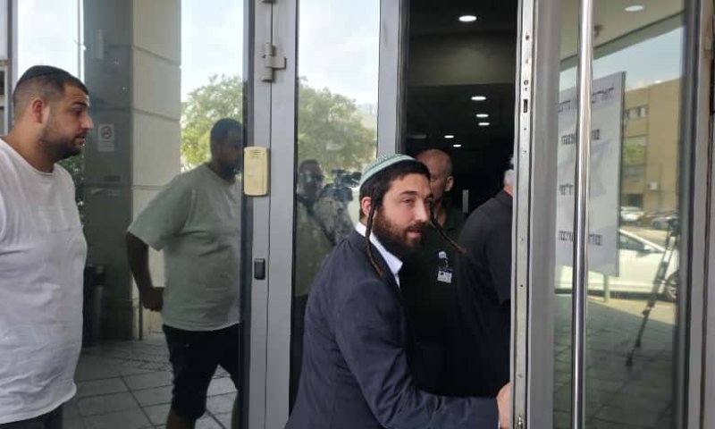 סוכות בכניסה לחקירה בפרשת שדה תימן: "לא אענה על שאלות"