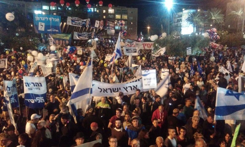 "לא פינינו ולא נפנה. הבית היהודי תהיה בממשלה"