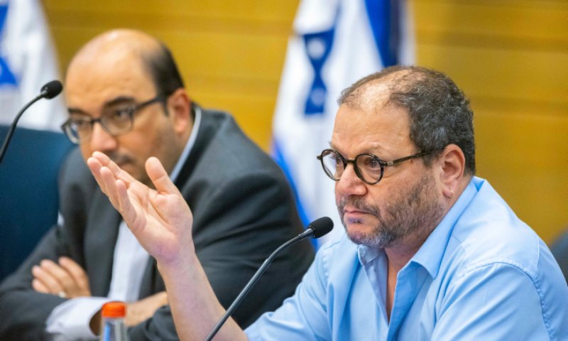 כסיף קרא לצה"ל רוצחים ועורר סערה: צפו בעימות