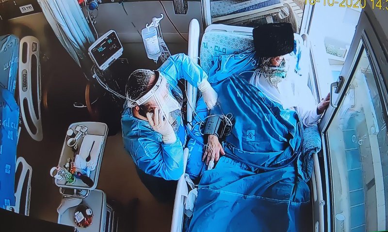 תיעוד מצמרר: האב צפה בחתונת בנו ממיטת ביה"ח