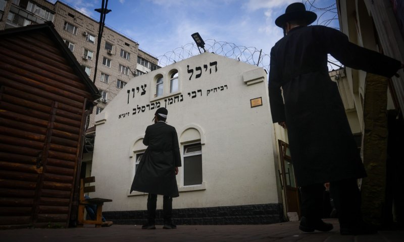 נתניהו: "למצוא פתרון לעריקים שרוצים לטוס לאומן"