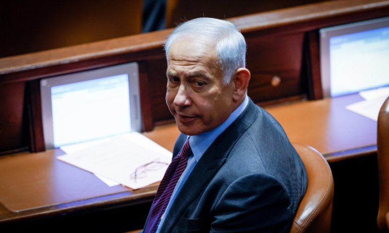 נתניהו מגיב ללפיד: השארת מדינה הרוסה, לך הביתה