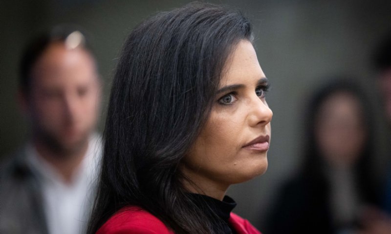 דיווח: המהלך הדרמטי של שקד, קארה ואורבך