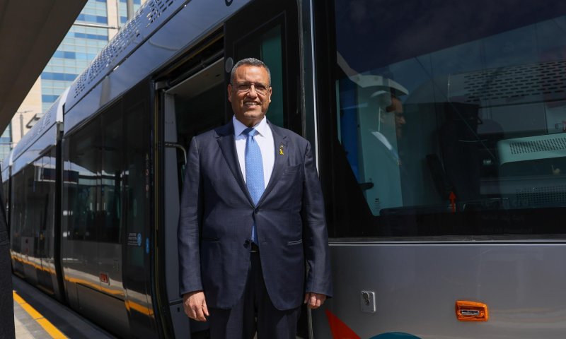 הקלה בירושלים: הקו האדום של הרכבת הקלה חוזר לשירות מלא