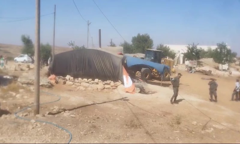 הר חברון: המשטרה הרסה מבנה מגורים ודיר בסוסיא
