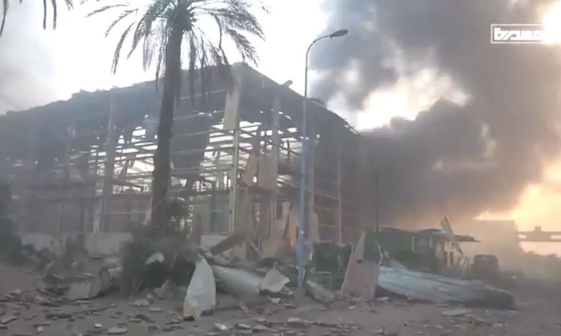 צפו: אש ועשן בתחנת הכוח המופצצת בחודידה