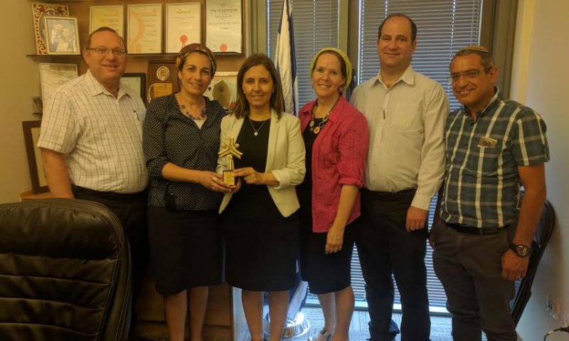 גמליאל להורי שלושת הנערים: "אפעל לעגן את יום האחדות בחקיקה"