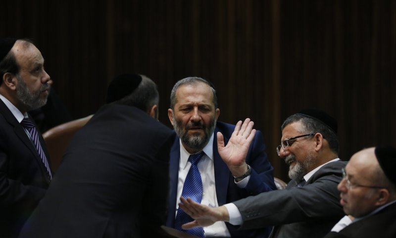 כתב 'יום ליום' אבי רוזן: ש"ס לא בדרך לממשלה