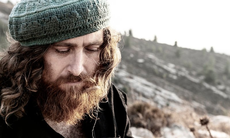 השמעת בכורה: השיר החדש של ביני לנדאו