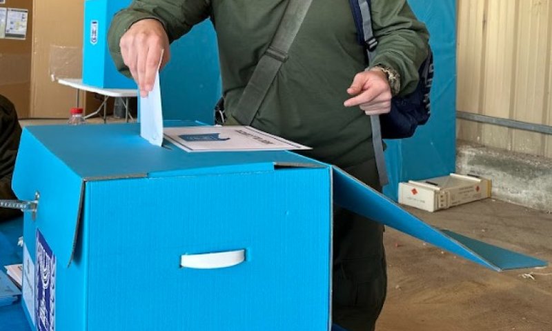 בחירות בצל מלחמה: קלפיות הוצבו ברצועת עזה