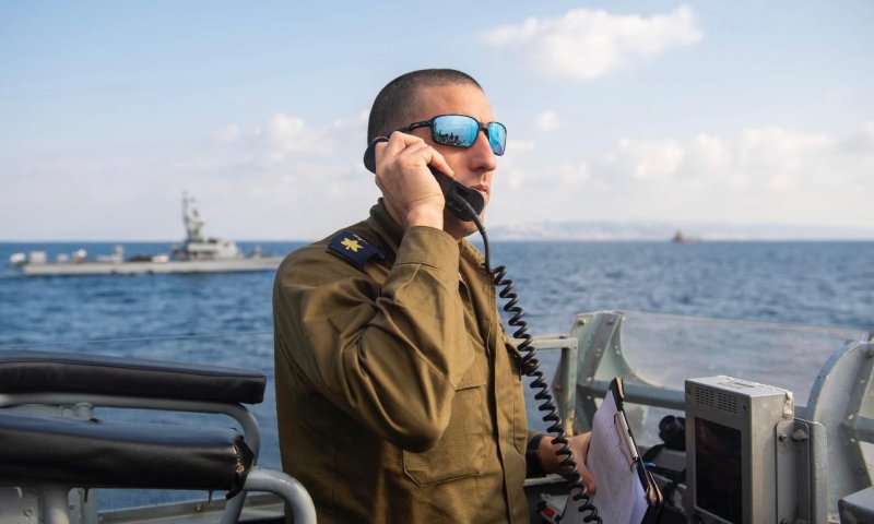 "אנחנו מסייעים באש בכל מה שאפשר לפגוע בו מהים"