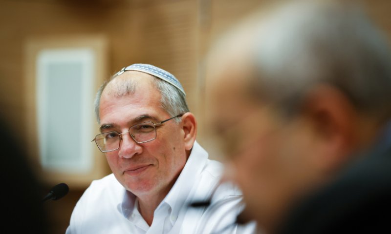 נצחון לאורבך: הוועדה בראשותו תדון בפיזור הכנסת