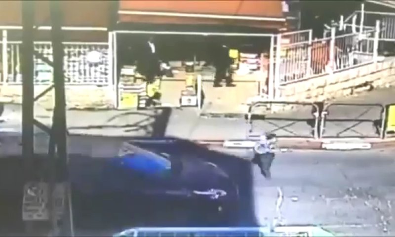 נס: הילד התפרץ לכביש, נדרס ויצא במצב קל