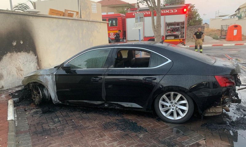 חשד להצתה: רכבו של בכיר בעיריית בית שאן עלה באש