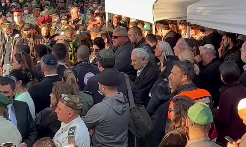 "רוצה את הבת שלי, איך לא שמרתי עלייך?"