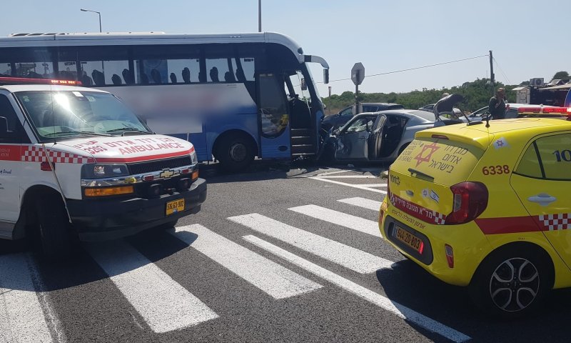 3 פצועים בתאונה סמוך לחדרה, בהם 1 במצב אנוש