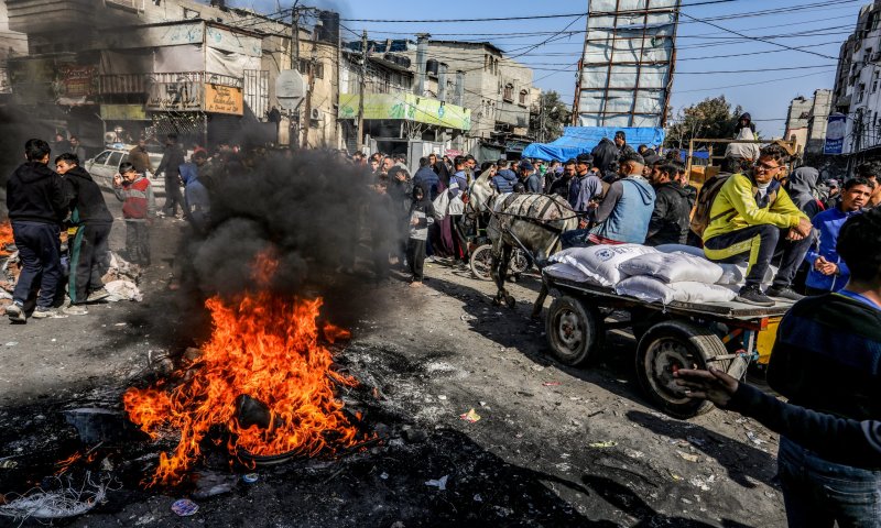 דיווחים בעזה: שני הרוגים בתקיפת רכב ברפיח