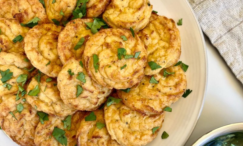 המנה שתסגור לכם את הפינה בשולחן החג | נשיקות כרובית פריכות