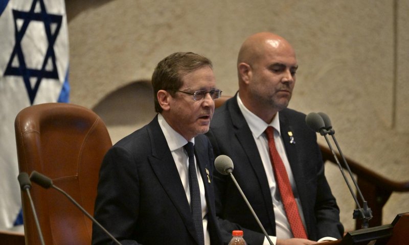 הרצוג בכנסת: "הלב שלי שותת דם"