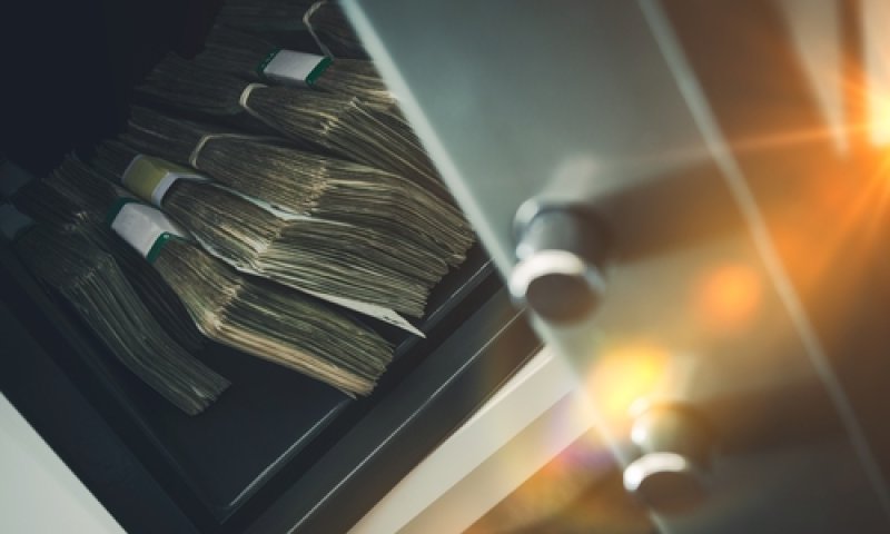 מעילת ענק ביחידה מסווגת בצה"ל